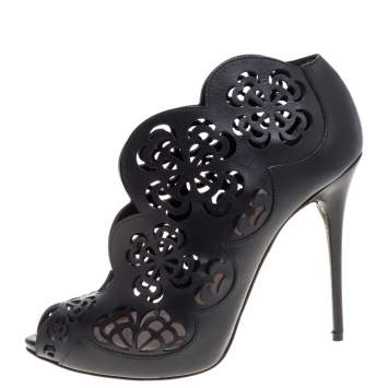 Pre Owned Alexander McQueen Black Floral Laser Cut Leather Ankle Boots Size 39