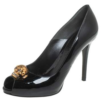 Pre Owned Alexander McQueen Black Patent Leather Crystal Embellished Skull Peep Toe Pumps Size 38