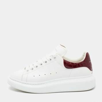 Pre Owned Alexander McQueen White/Burgundy Croc Embossed Leather Larry Low Top Sneakers Size 39