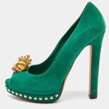 Pre Owned Alexander McQueen Green Suede Crystal Embellished Skull Studded Platform Peep Toe Pumps Size 37