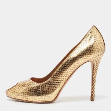 Pre Owned Alexander McQueen Gold Embossed Python Heart Peep Toe Pumps Size 38.5