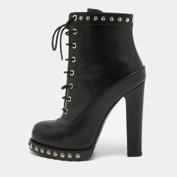 مملوكة مسبقًا Alexander McQueen Black Leather Studded Lace Up Ankle Boots Size 37