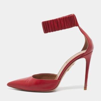 مملوكة مسبقًا Aquazzura Red Leather Ankle Cuff Pointed Toe Sandals Size 38.5