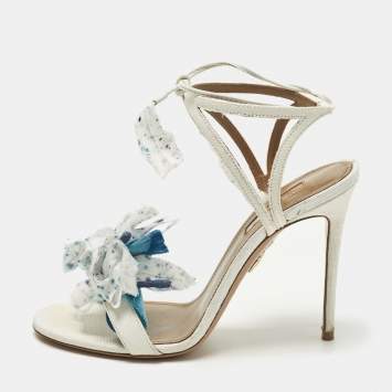 Pre Owned Aquazzura Floral Applique Size 37.5 White/Blue Raffia and Fabric Ankle Strap Sandals