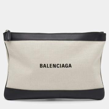 مملوكة مسبقًا Balenciaga Cream/Black Canvas And Leather Logo Zip Pouch