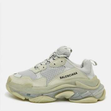 مملوكة مسبقًا Balenciaga Triple S Size 38 Grey Mesh and Nubuck Leather Lace Up Sneakers