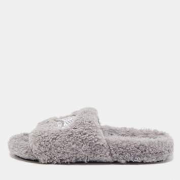 Pre Owned Balenciaga Grey Shearling Fur Flat Slides Size 40