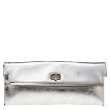 مملوكة مسبقًا Balenciaga Metallic Silver Leather Turnlock Metal Flap Clutch