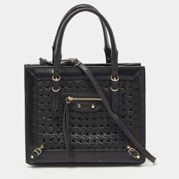 مملوكة مسبقًا Balenciaga Black Woven Leather Mini Papier A4 Tote