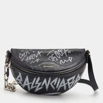 Pre Owned Balenciaga Black Leather Souvenir Belt Bag