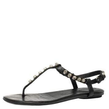 Pre Owned Balenciaga Black Leather Studded Arena Thong Flats Size 37.5