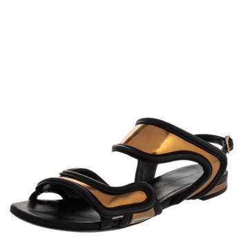 مملوكة مسبقًا Balenciaga Black/Gold Leather Open Toe Flat Sandals Size 36