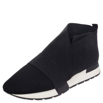 Pre Owned Balenciaga Black Mesh And Fabric Race Runner Sneakers Size 41