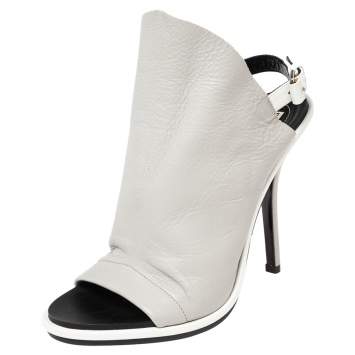Pre Owned Balenciaga Silver Leather Glove Slingback Sandals Size 37