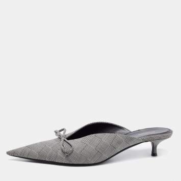 Pre Owned Balenciaga Grey Fabric Knife Sandals Size 38