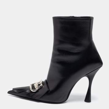 Pre Owned Balenciaga Black Leather BB Ankle Boots Size 38.5
