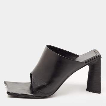 Pre Owned Balenciaga Black Leather Moon Slide Sandals Size 38.5