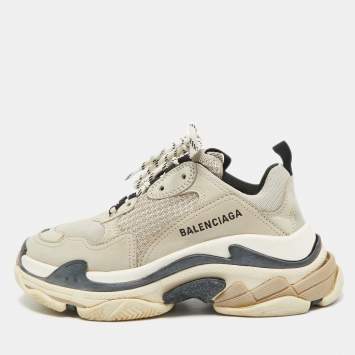 مملوكة مسبقًا Balenciaga White Leather Triple S Low Top Sneakers Size 36