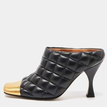 Pre Owned Bottega Veneta Black Quilted Padded Leather Mules Size 38