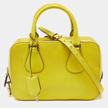 Pre Owned Bally Yellow Leather Camera Crossbody Bag