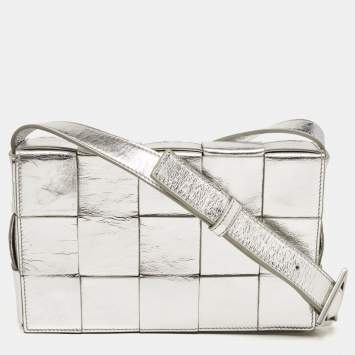 Pre Owned Bottega Veneta Silver Intreccio Leather Cassette Shoulder Bag