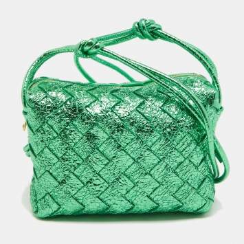 Pre Owned Bottega Veneta Metallic Green Intrecciato Leather Mini Loop Camera Bag