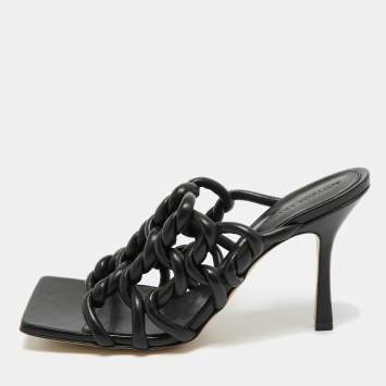 Pre Owned Bottega Veneta Black Leather Braided Accents Slide sandals