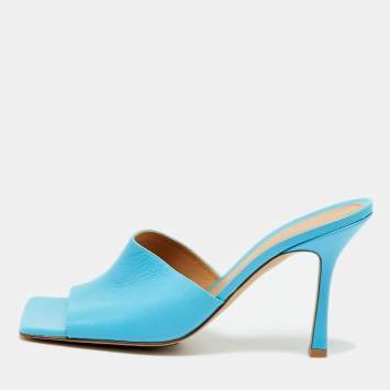 مملوكة مسبقًا Bottega Veneta Stretch Size 41 Blue Leather Slide Sandals
