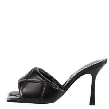 Pre Owned Bottega Veneta Black Quilted Nappa Leather BV Rubber Lido Sandals Size EU 38.5