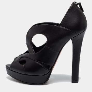 Pre Owned Bottega Veneta Black Leather Cut Out Sandals Size 38
