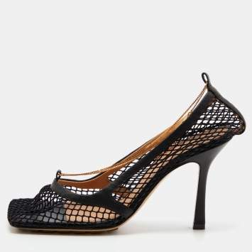 Pre Owned Bottega Veneta Black Mesh and Leather Stretch Pumps Size 39
