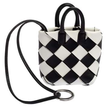 Pre Owned Bottega Veneta Black/White Intrecciato Leather Cabat Bag Charm