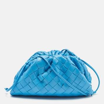 Pre Owned Bottega Veneta Blue Intrecciato Leather Mini The Pouch Bag