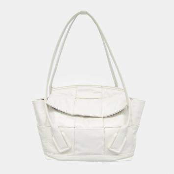 Pre Owned Bottega Veneta White Leather Mini The Arco Shoulder Bag