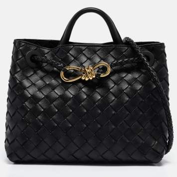 Pre Owned Bottega Veneta Black Intrecciato Leather Small Andiamo Top Handle Bag
