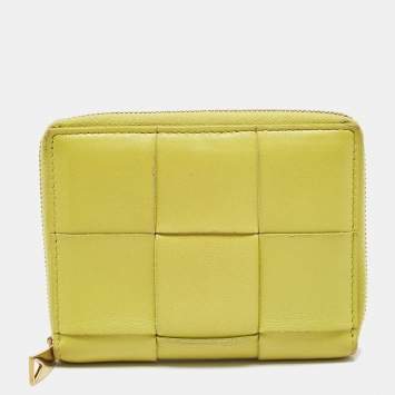 Pre Owned Bottega Veneta Green Intrecciato Leather Cassette Zip Around Wallet