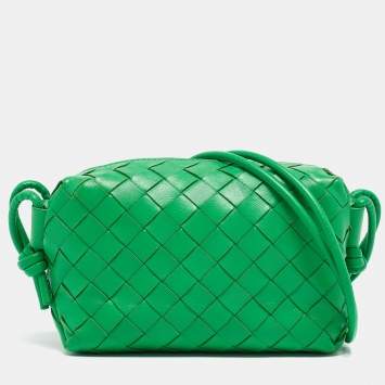 Pre Owned Bottega Veneta Green Intrecciato Leather Mini Loop Camera Crossbody Bag