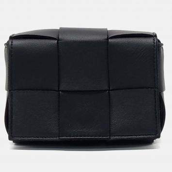 Pre Owned Bottega Veneta Black Leather Candy Cassette Bag