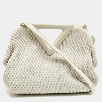 Pre Owned Bottega Veneta White Matelasse Leather Small The Point Triangle Bag