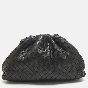 Pre Owned Bottega Veneta Classic The Pouch Black Intrecciato Leather Clutch