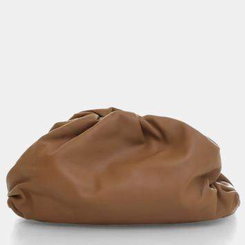 مملوكة مسبقًا Bottega Veneta Lambskin The Pouch