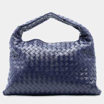 مملوكة مسبقًا Bottega Veneta Blue Small Calfskin Intrecciato Hop Hobo