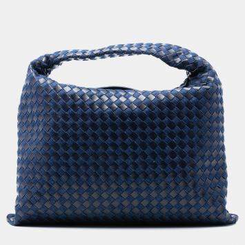 مملوكة مسبقًا Bottega Veneta Blue Large Calfskin and Denim Intrecciato Hop Hobo