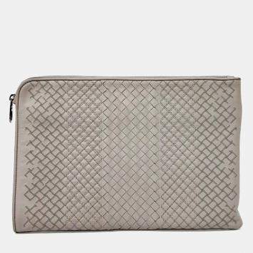 مملوكة مسبقًا Bottega Veneta Grey Leather clutch