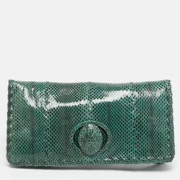 Pre Owned حقيبة كلتش بوتيغا فينيتا جلد أفعى مائي أخضر بقفل دوار