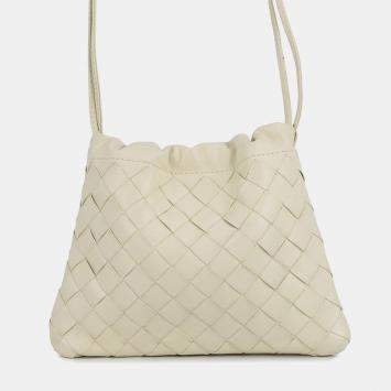 Pre Owned حقيبة كتف بوتيغا فينيتا إنترتشياتو جلد عجل عاجي حقيبة غبار حجم صغير