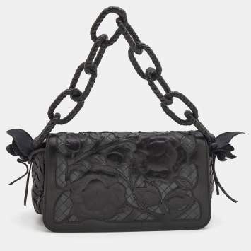 Pre Owned Bottega Veneta Black Intrecciato Leather Limited Edition 097/150 Floral Applique Sienna Bag
