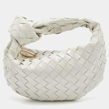 Pre Owned Bottega Veneta White Intrecciato Patent Leather Mini Jodie Hobo