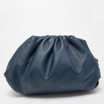 Pre Owned Bottega Veneta Navy Blue Leather The Pouch Clutch