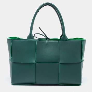 Pre Owned Bottega Veneta Green Intrecciato Leather Arco Tote